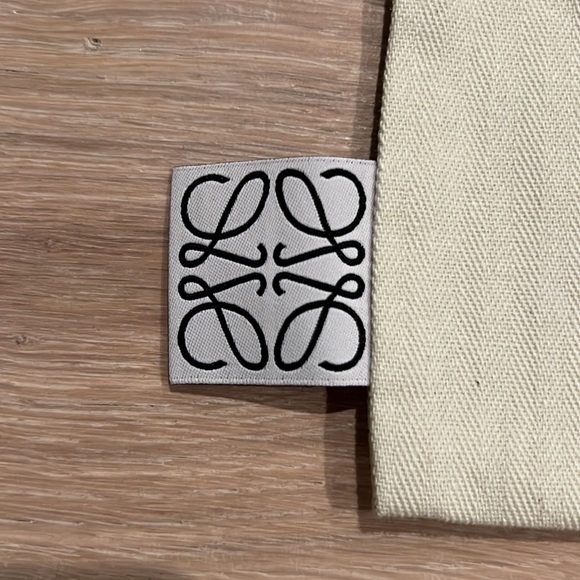 Loewe large garment/purse bag - Picture 2 of 2